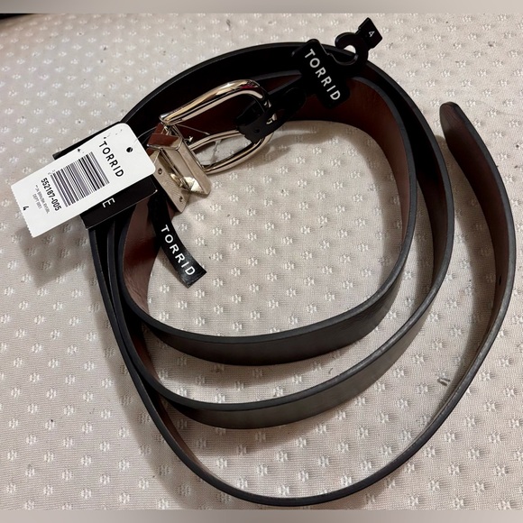 torrid Accessories - 🖤🤎 Torrid size 4X Black and Brown Reversible Belt